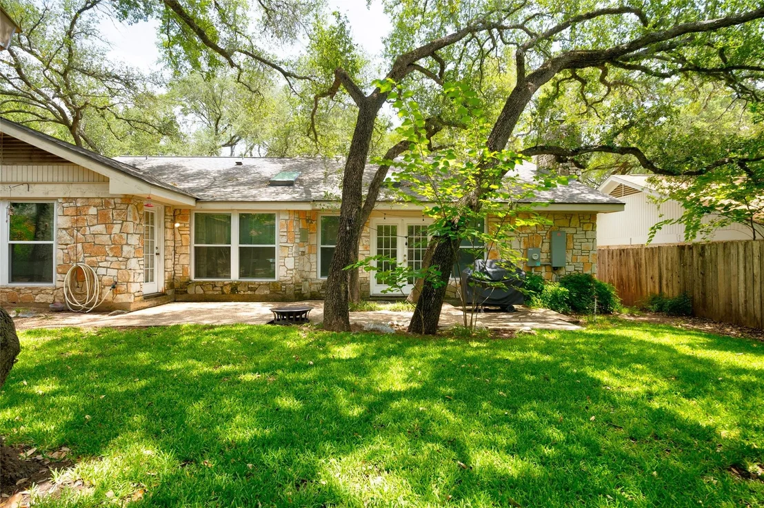 Photo of 4836 TRAIL CREST CIR