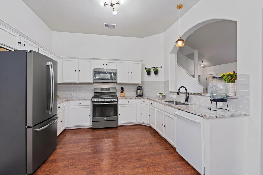Photo of 902 Lavender CV