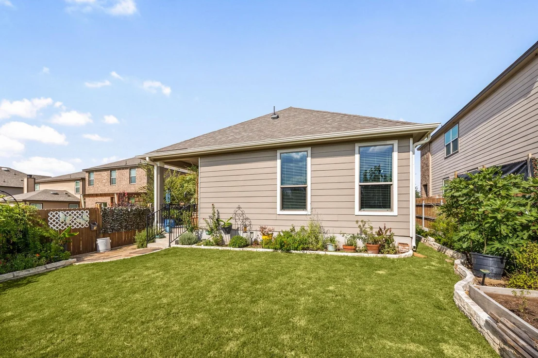 Photo of 449 Conchillos DR