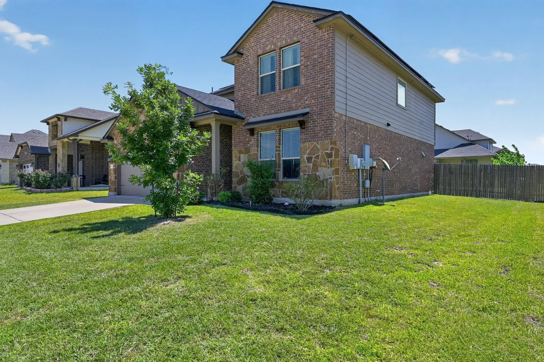 Photo of 5102 Primavera LN