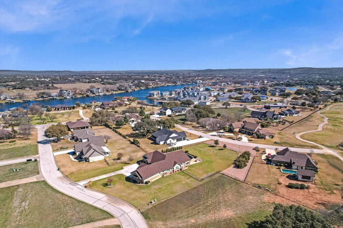 Photo of 106 Rangeway CIR