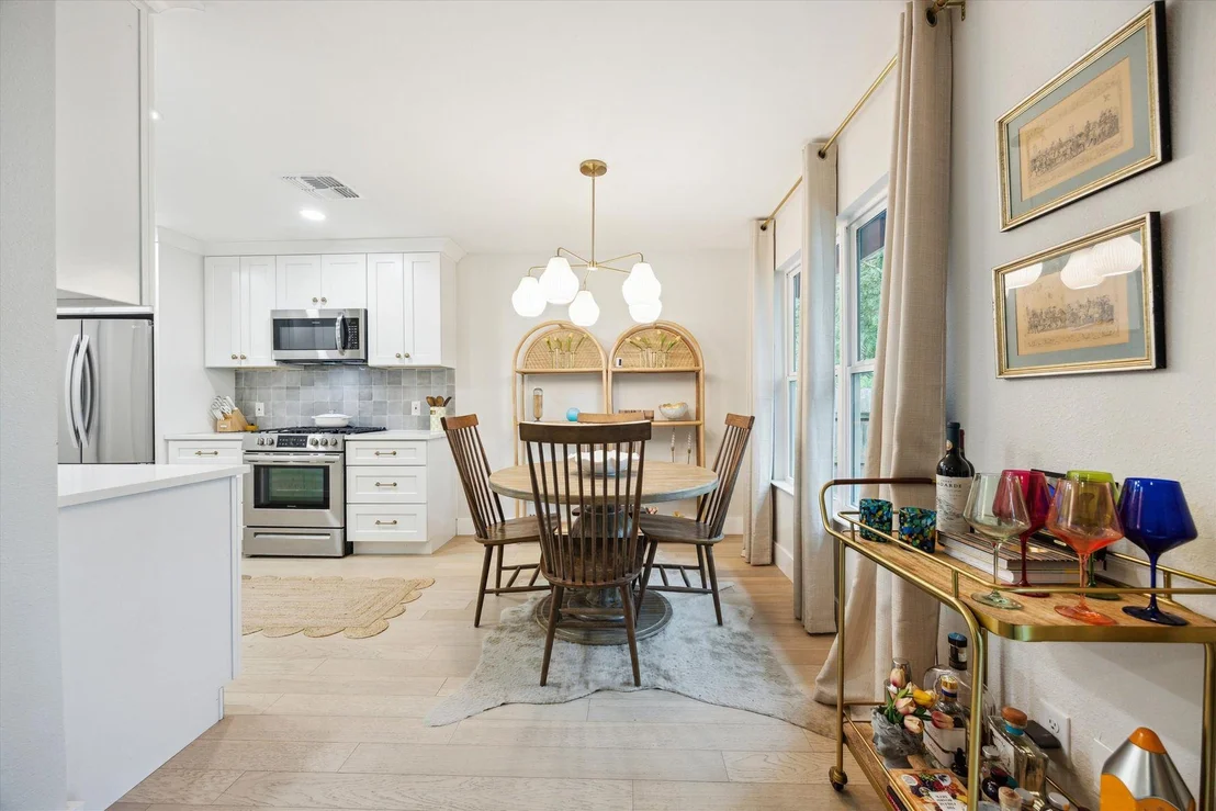 Photo of 2602 Baxter DR