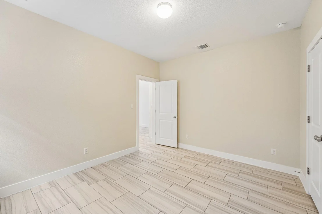 Photo of 201 Potts ST