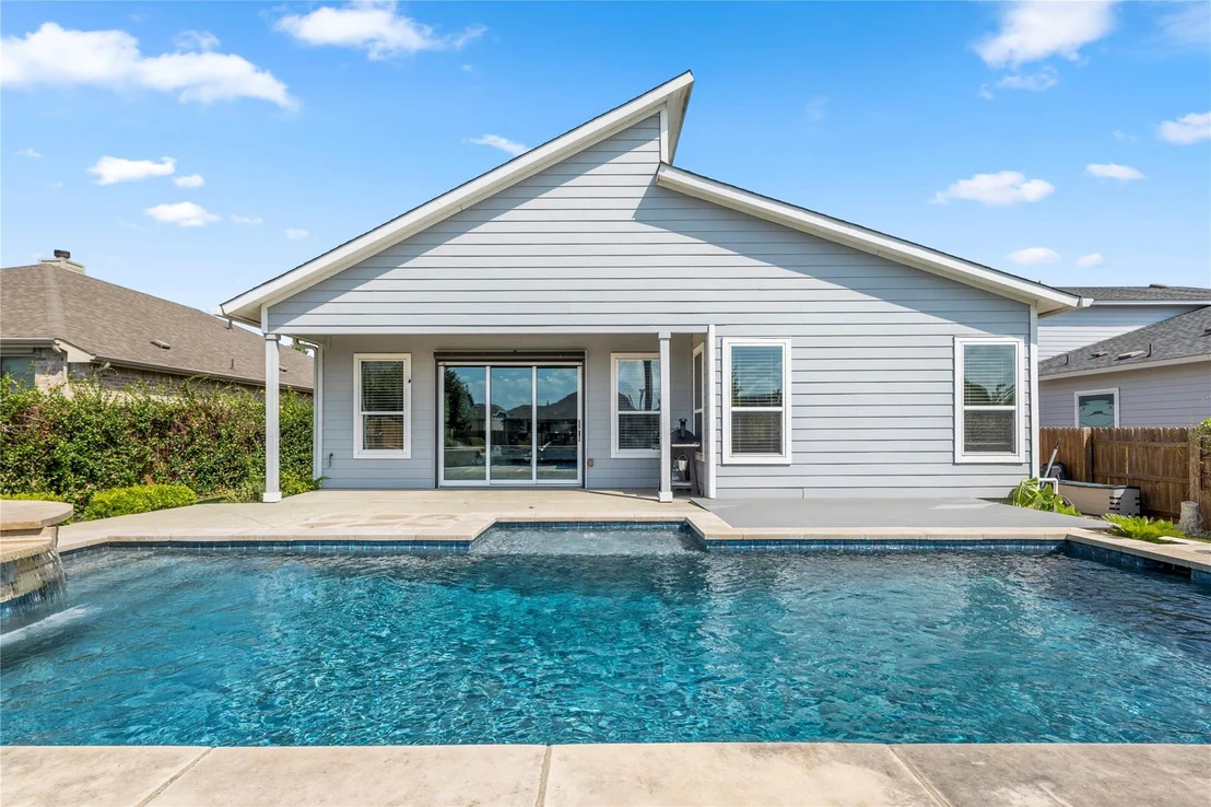 Photo of 7205 Garnet Mill LN