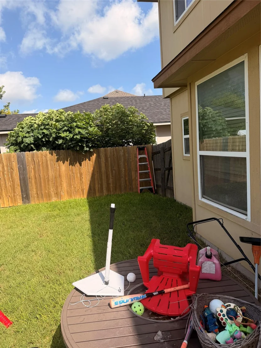 Photo of 124 Langtry LN