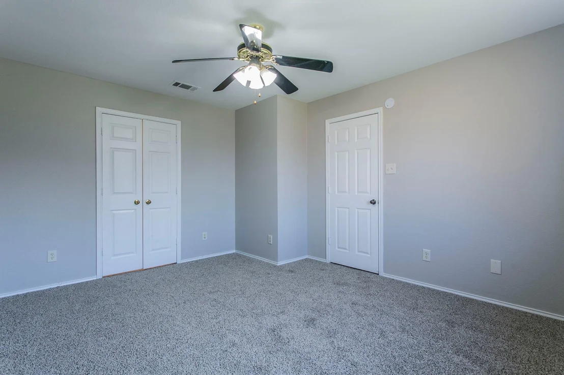 Photo of 1904 Basalt DR