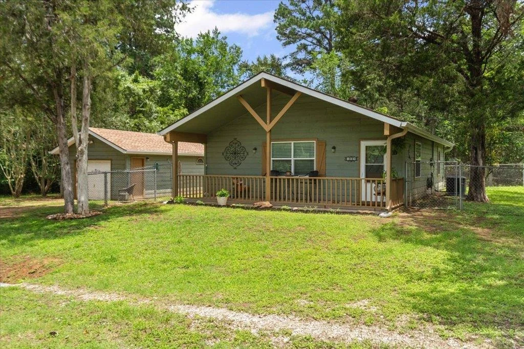 Photo of 107 Mountain Valley DR