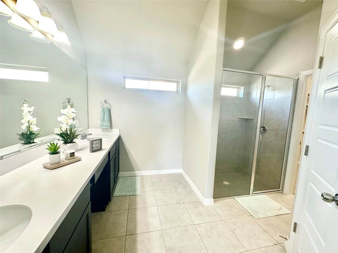 Photo of 1017 Hillrose DR