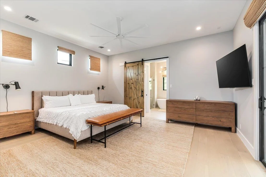 Photo of 9600 Stratus DR