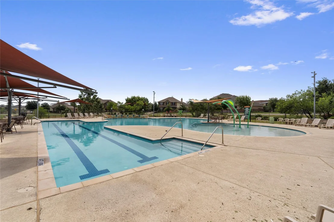 Photo of 1308 Hillridge DR