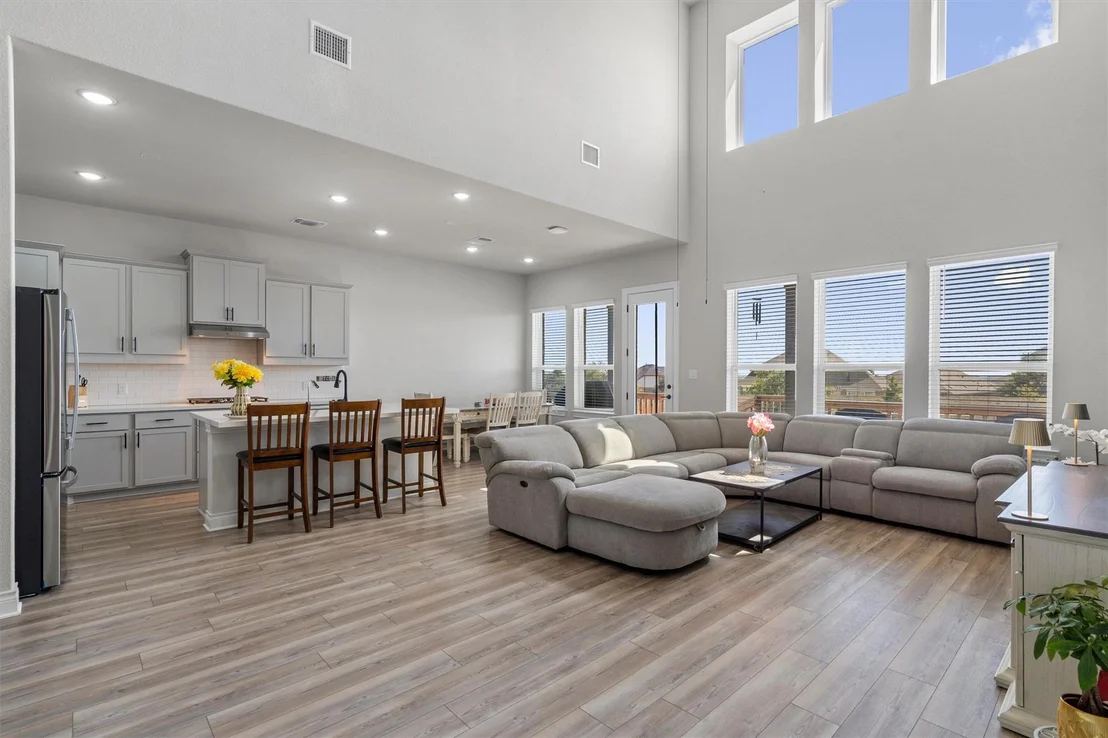 Photo of 1304 Snowdrop DR