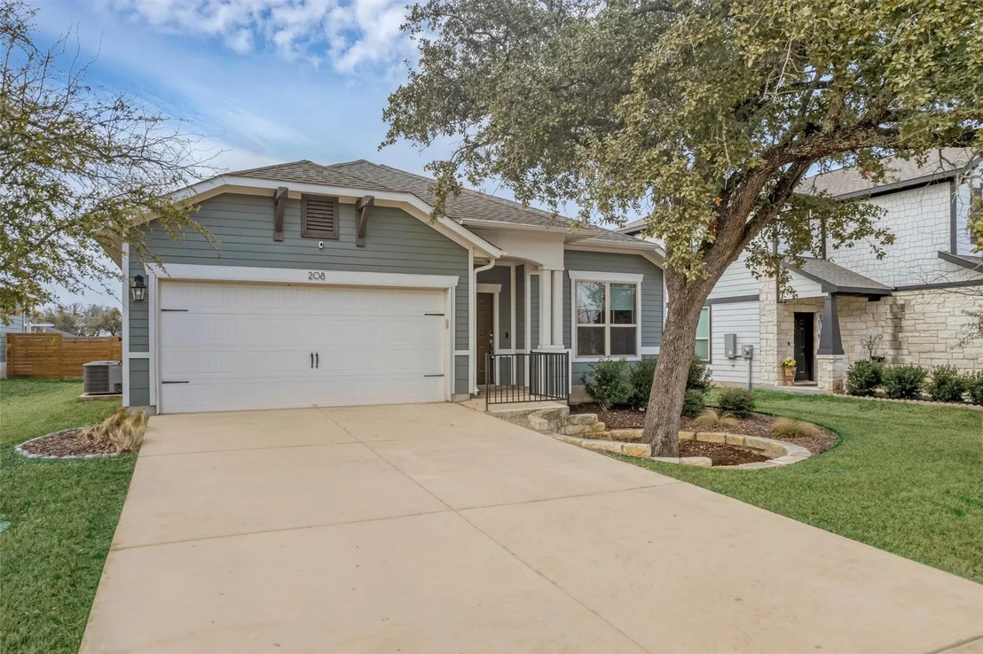 Photo of 208 Trellis BLVD