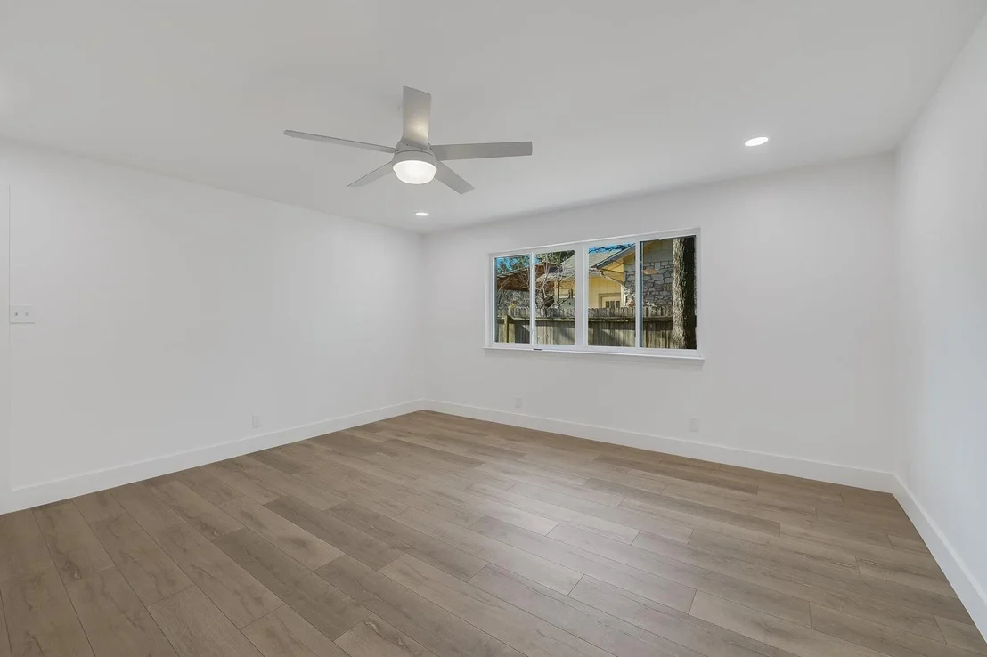 Photo of 4005 Madrid CV