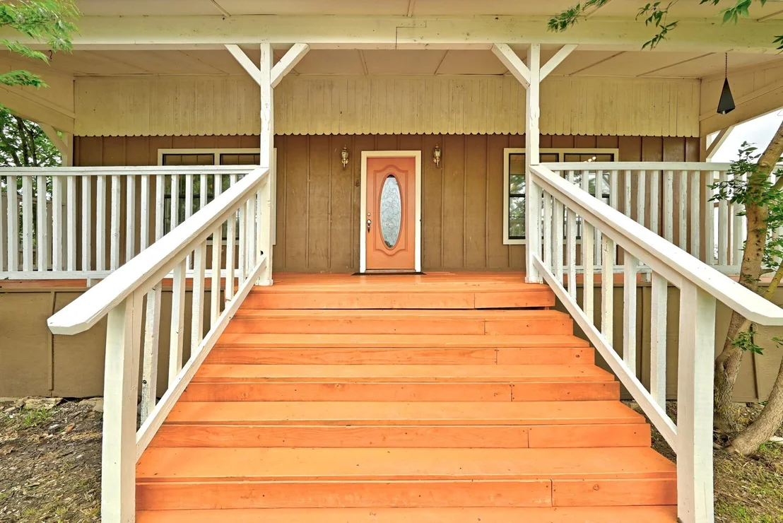Photo of 320 Sunset Ridge RD