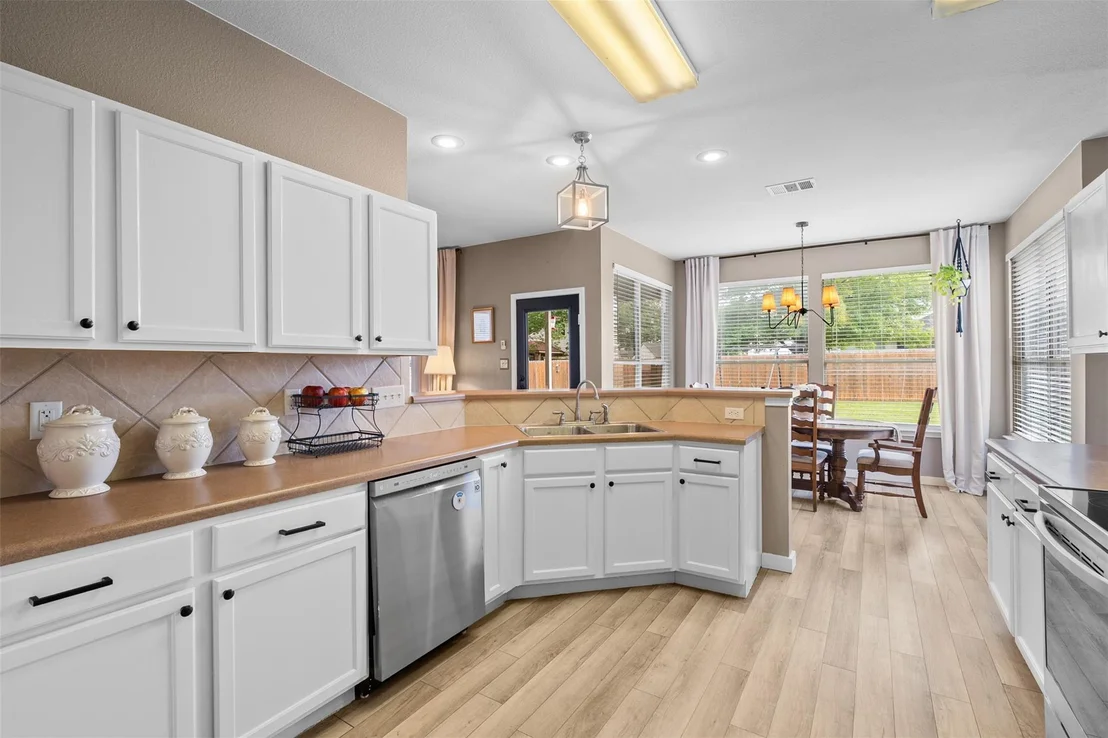 Photo of 7107 Kevin DR