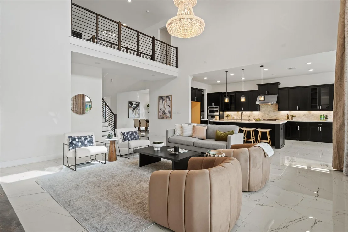 Photo of 4909 Risana BND