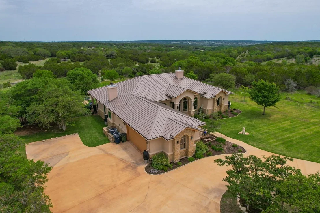 Photo of 108 Oak Bend