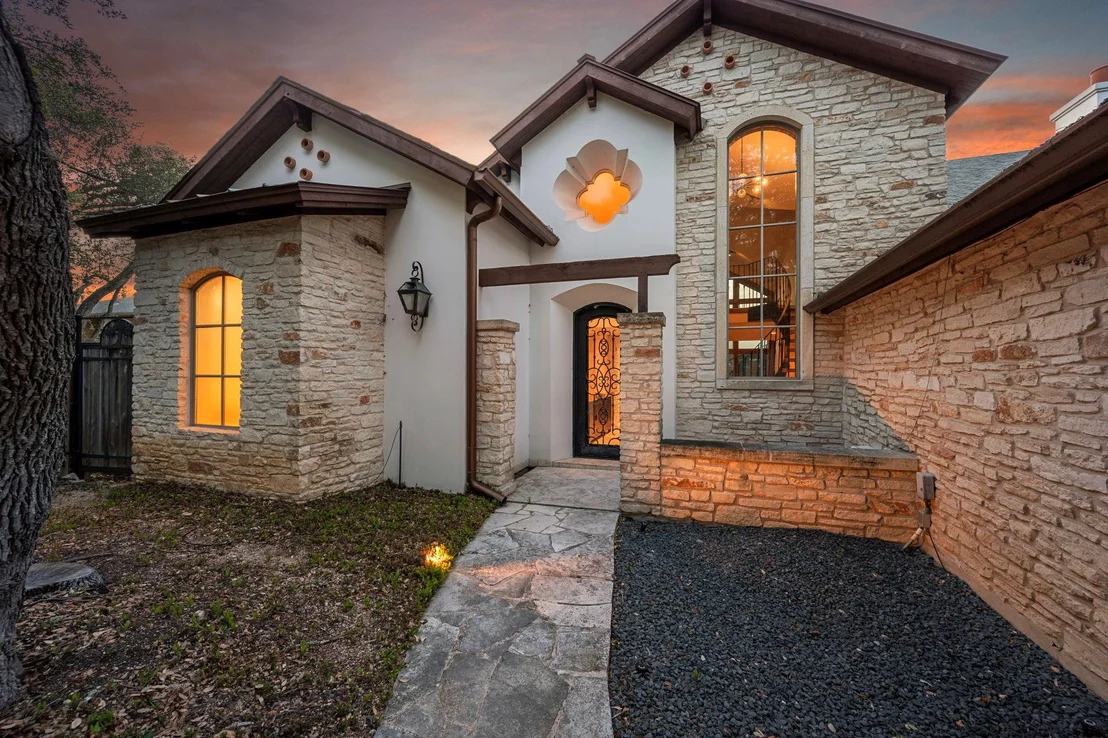 Photo of 8140 Joy RD
