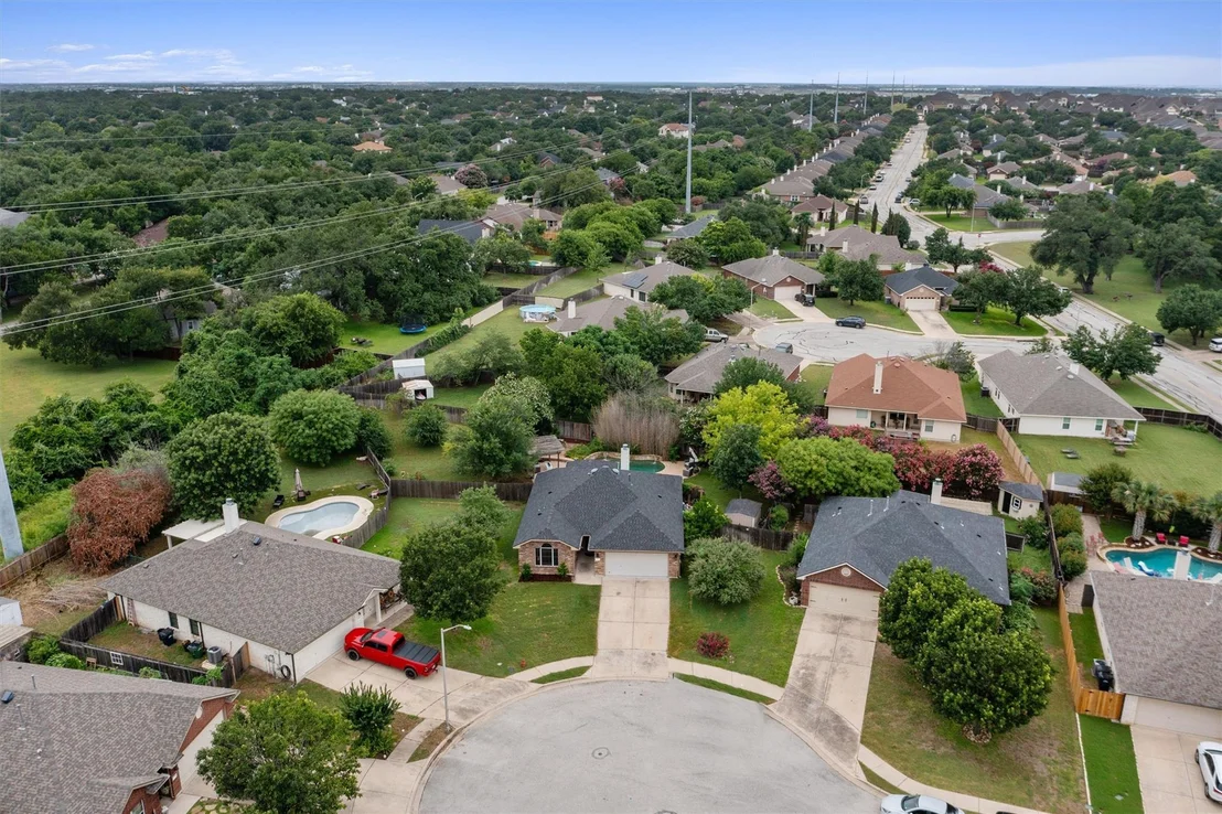 Photo of 903 Ridgemont CIR