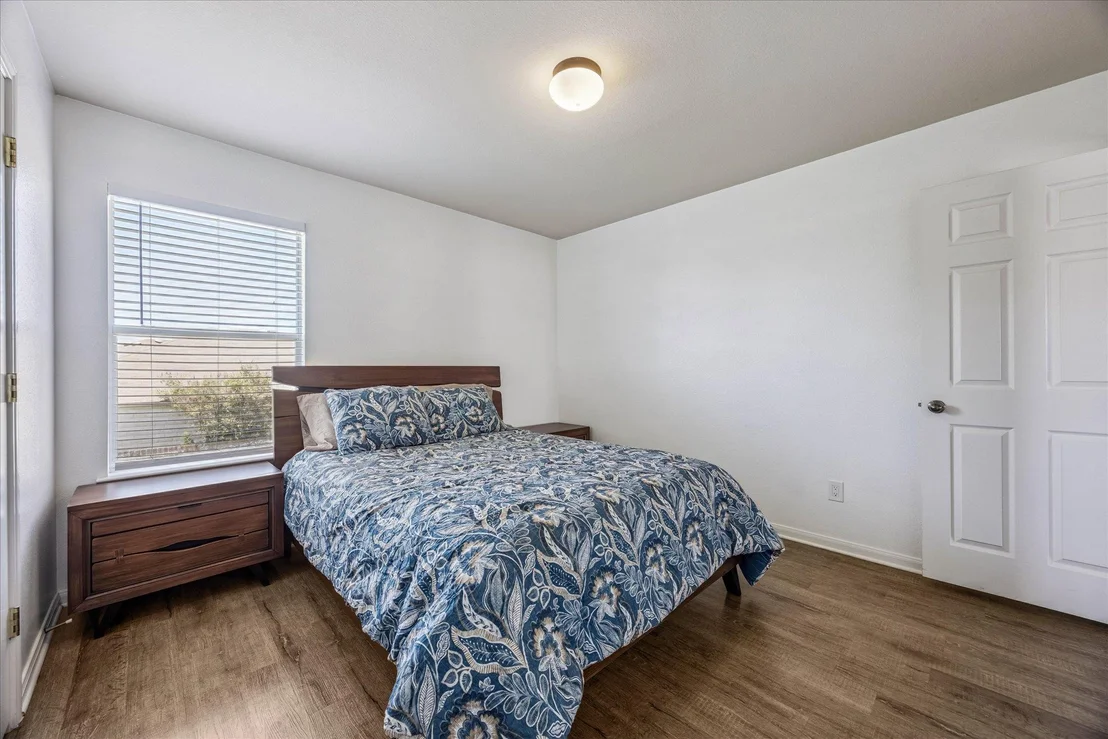 Photo of 643 Shadow Creek BLVD