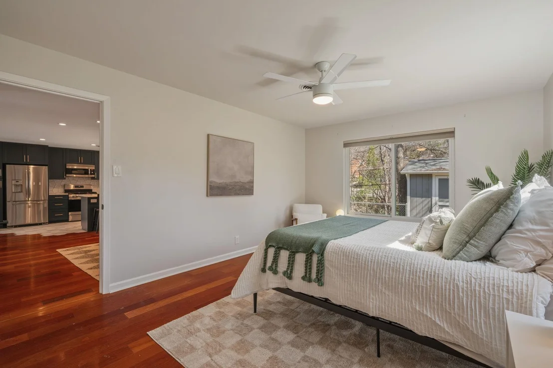 Photo of 2415 Little John LN