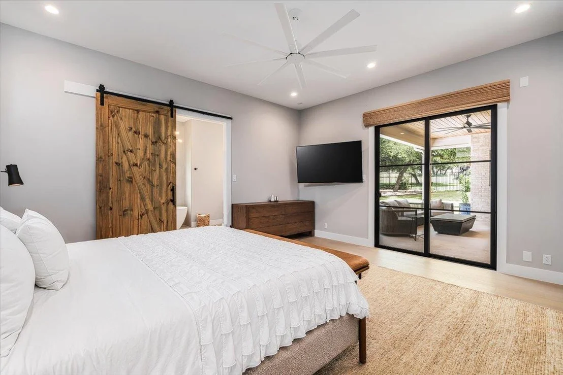 Photo of 9600 Stratus DR