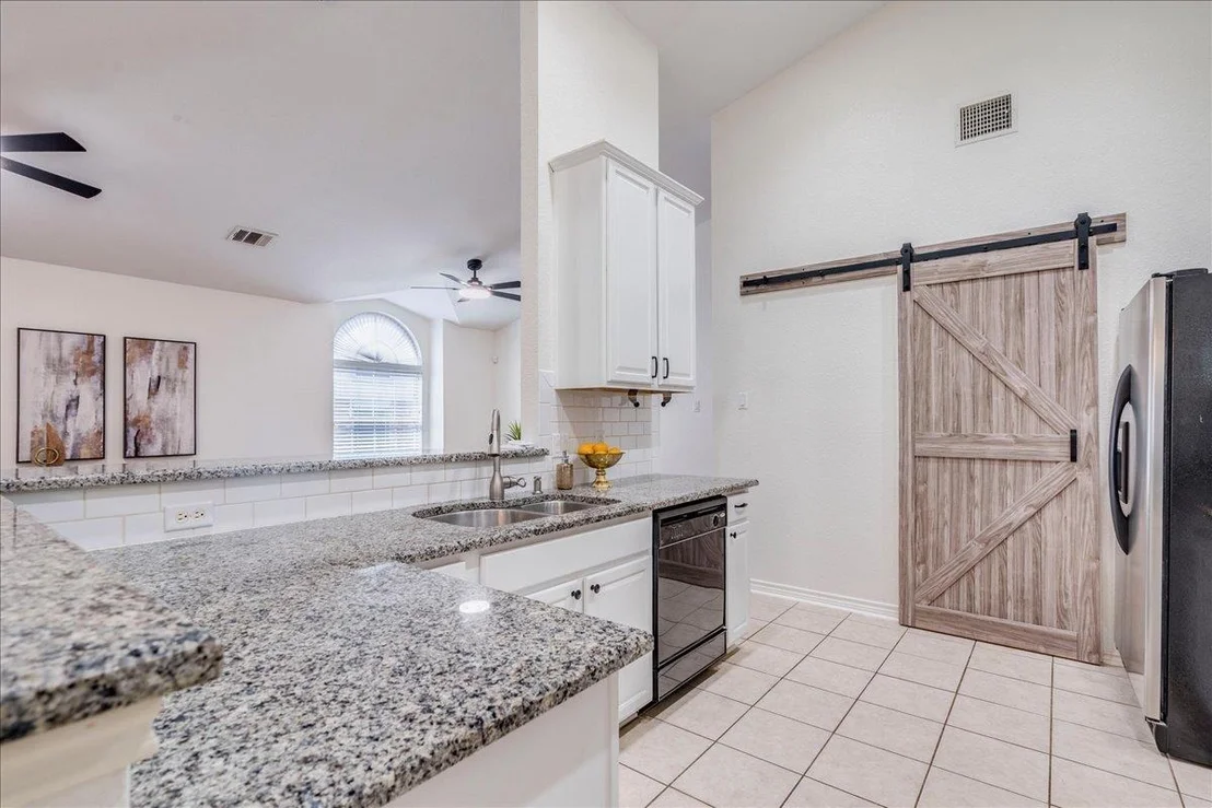 Photo of 2912 Lynnbrook DR
