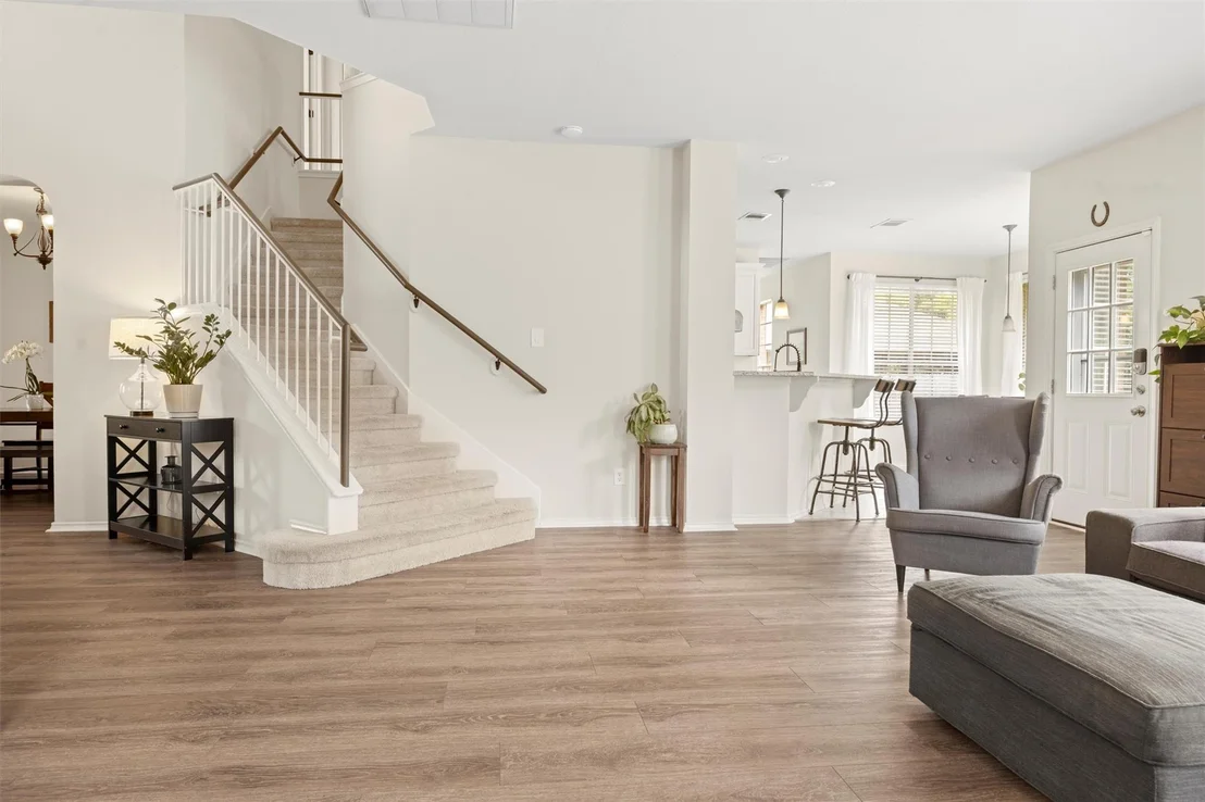 Photo of 10737 Quarry Oaks TRL