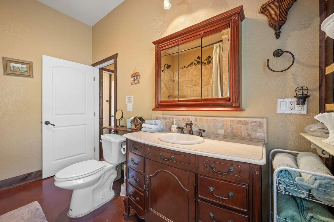 Photo of 28525 Paradise Manor DR