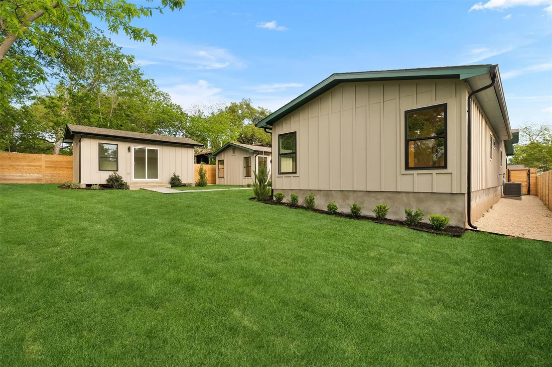 Photo of 4906 Enchanted LN