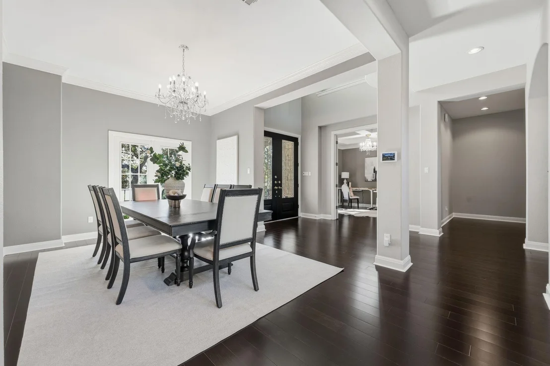 Photo of 9808 Tree Bend CV