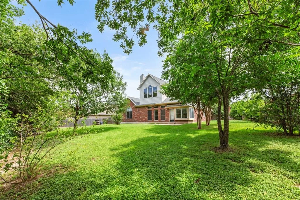 Photo of 406 Bellaire Oaks DR