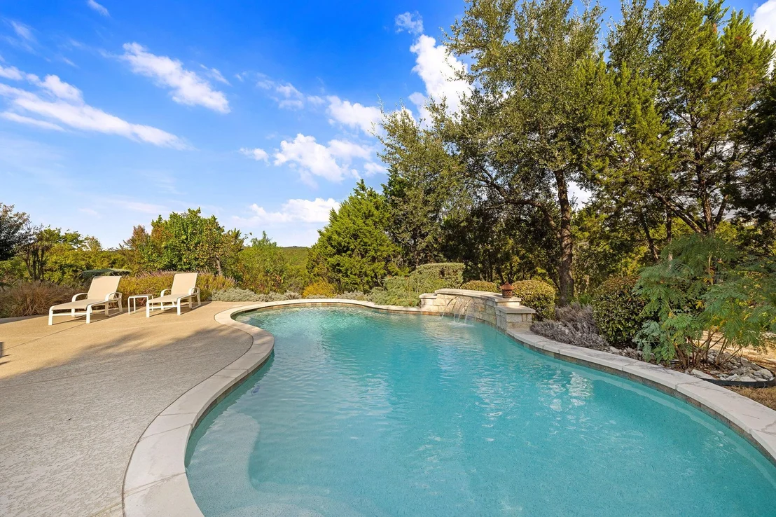 Photo of 3322 Far View DR