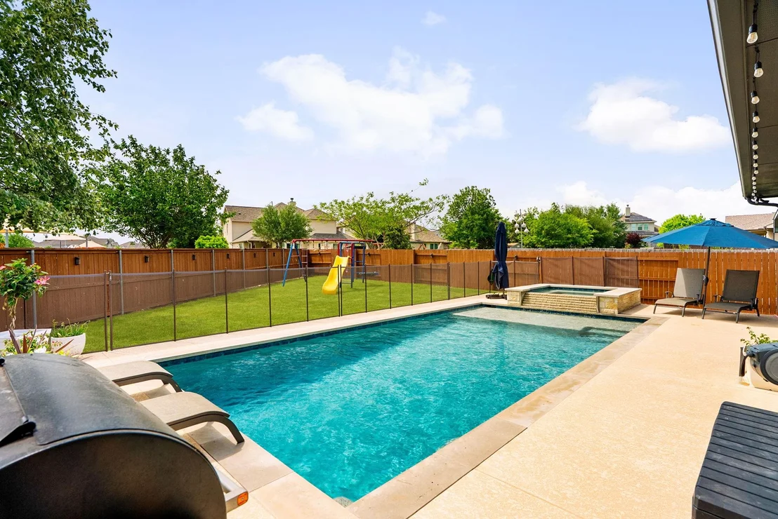 Photo of 18008 Monarch Butterfly WAY