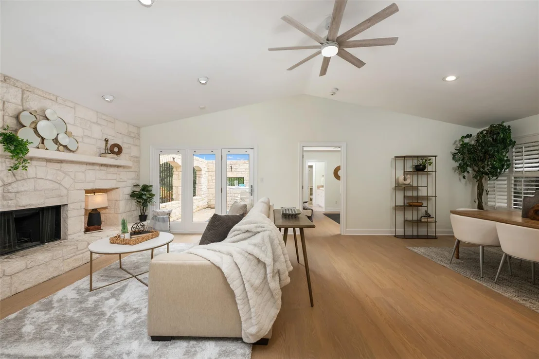 Photo of 117 Oakbluff CV