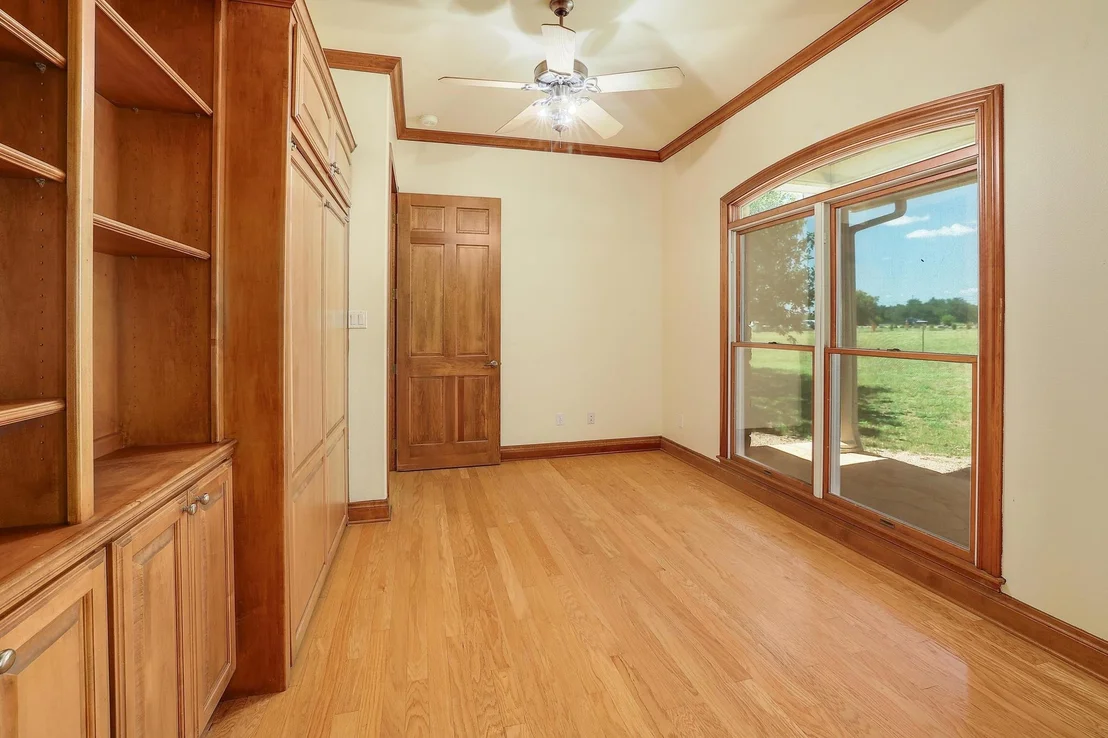 Photo of 3900 Shell RD