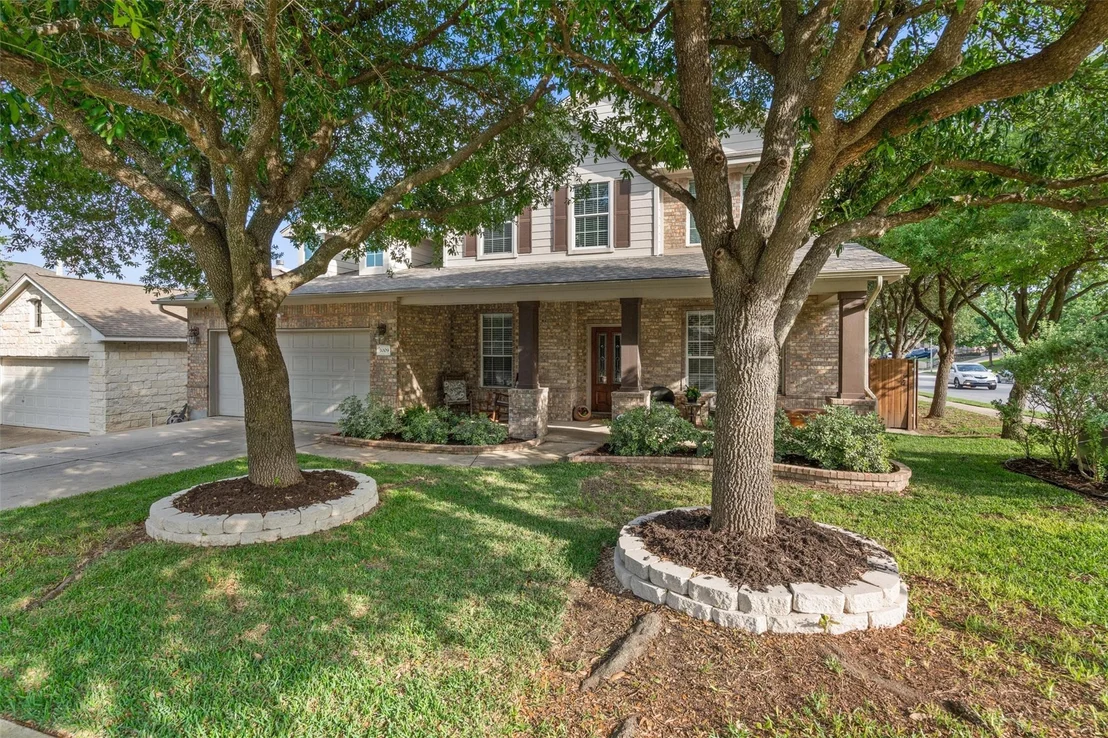 Photo of 1009 Linden LOOP