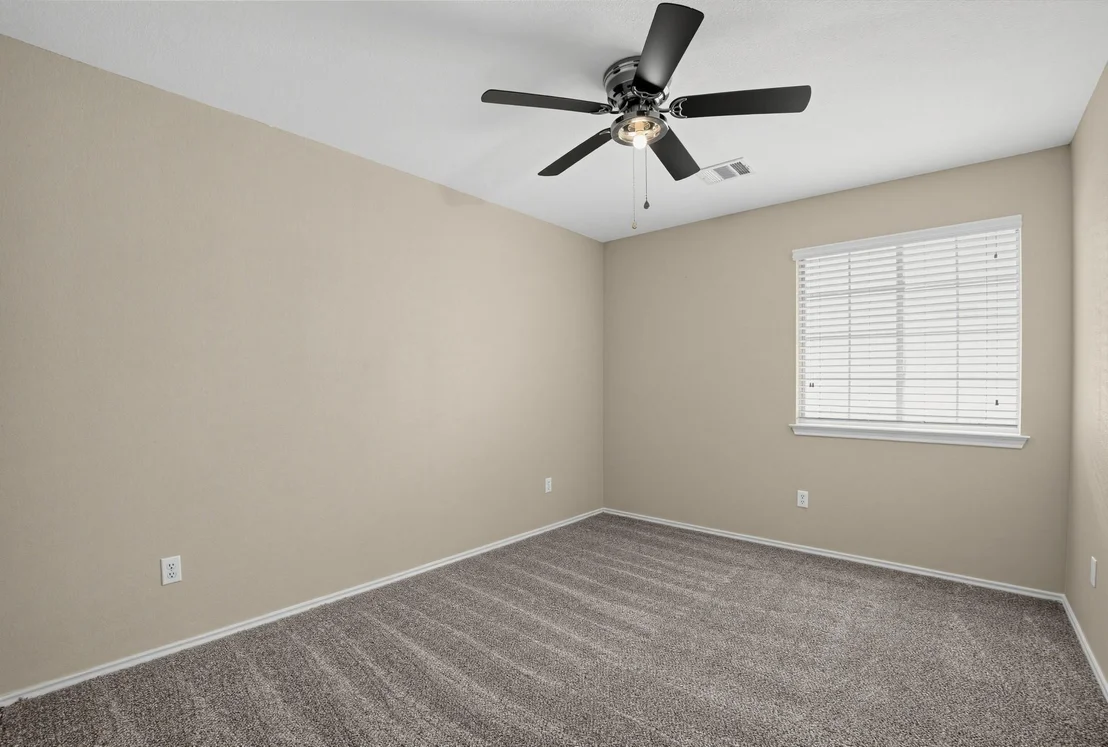 Photo of 1417 Sweet Leaf LN