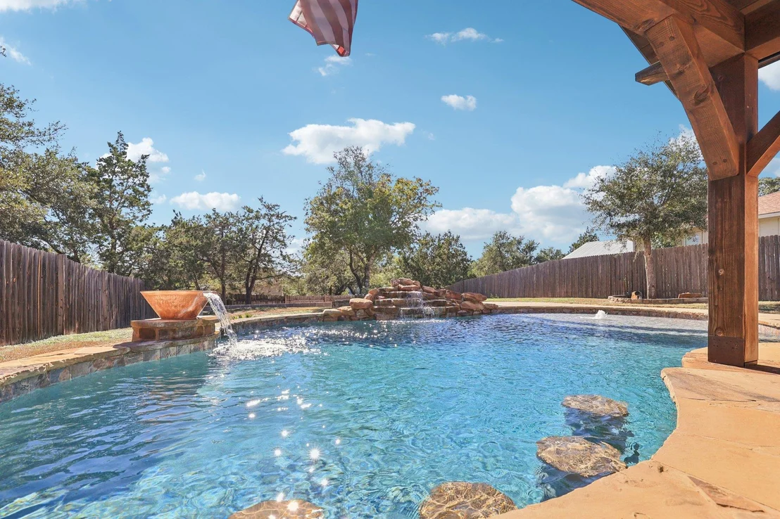 Photo of 840 Scenic CIR