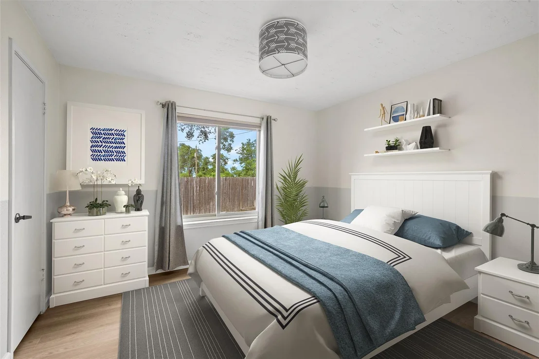 Photo of 1417 Alexis CV