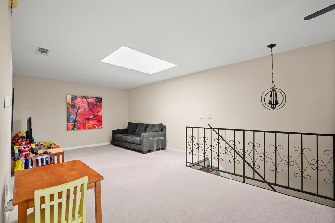 Photo of 6005 Diamond Head DR