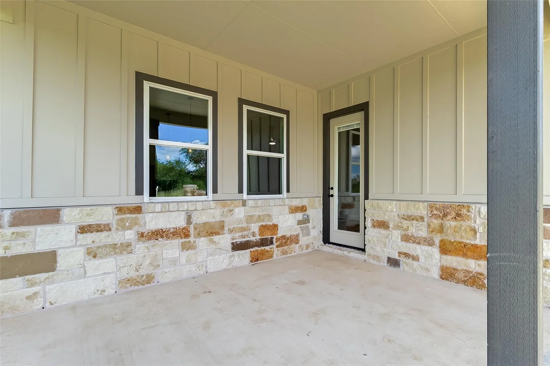 Photo of 124 Draper LN