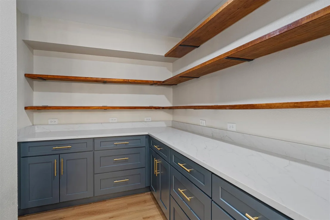 Photo of 224 Clear Spring RD