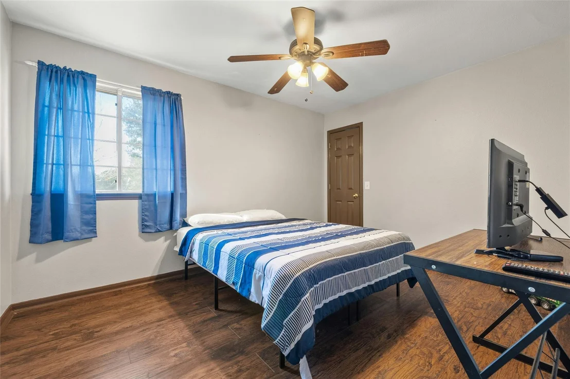 Photo of 100 Hickory Tree DR