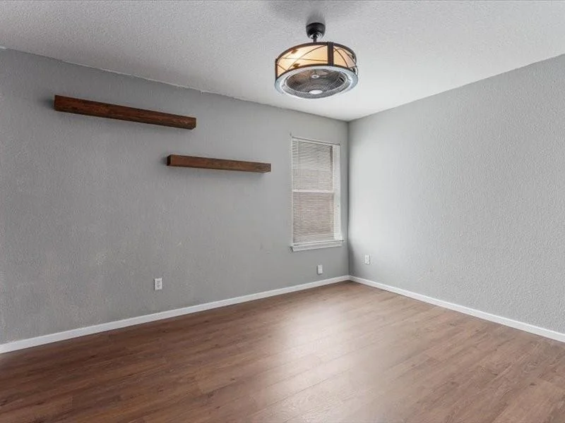Photo of 204 Herrera TRL