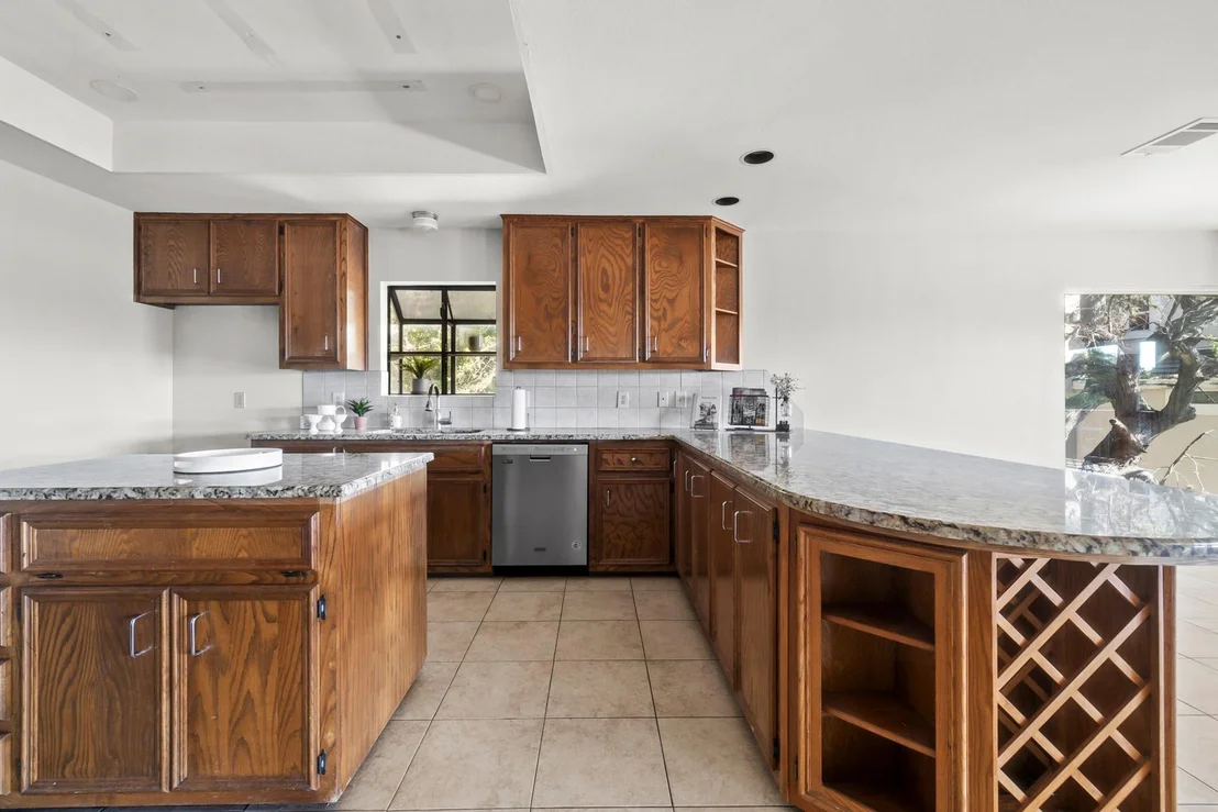 Photo of 18409 Lakepoint CV