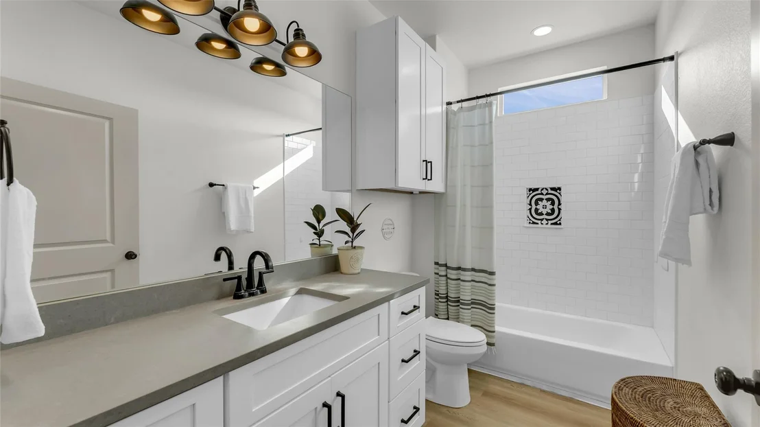 Photo of 124 Donnie DR