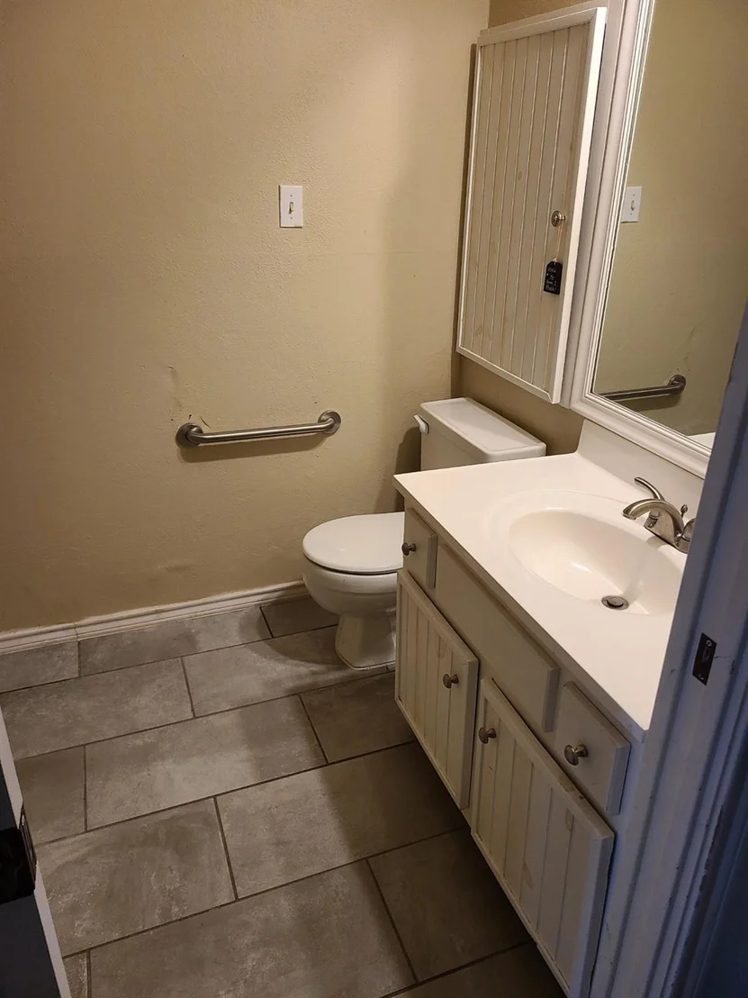 Photo of 2000 Millay DR
