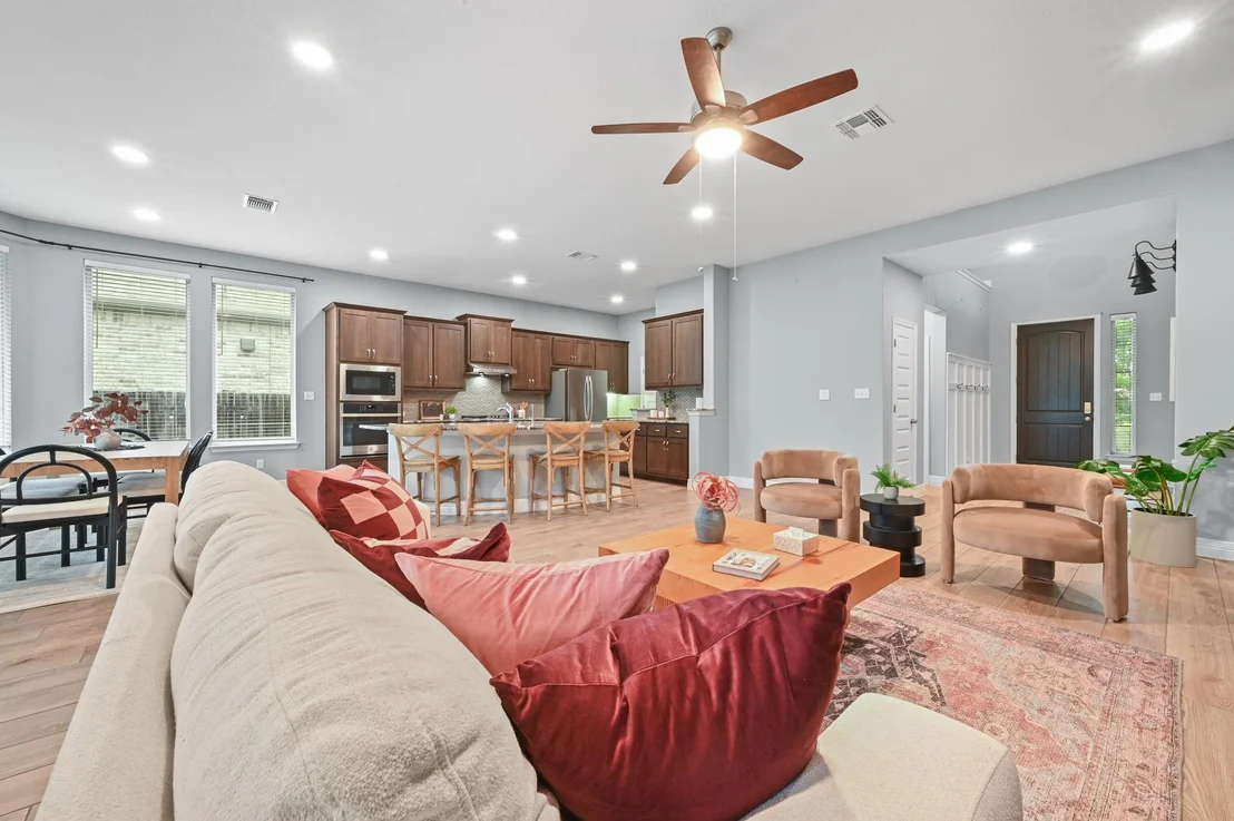 Photo of 154 Ashleaf DR