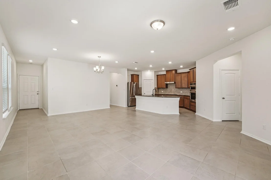 Photo of 1123 Aronia LN